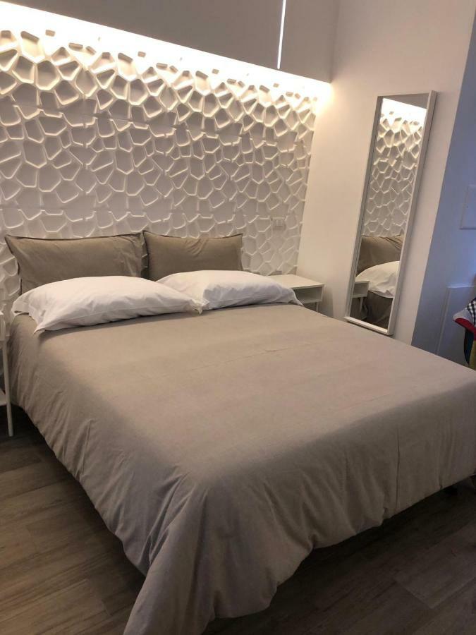 Apartamento Vivi House Nápoles Exterior foto